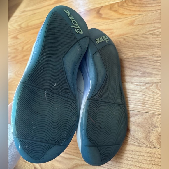 Clove - Grey matter - Picture 5 of 8